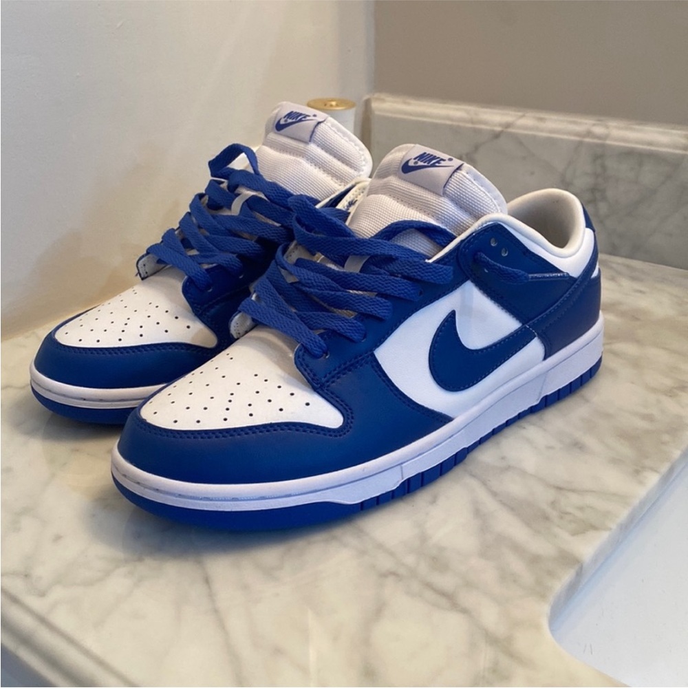 Kentucky dunks size 10.5